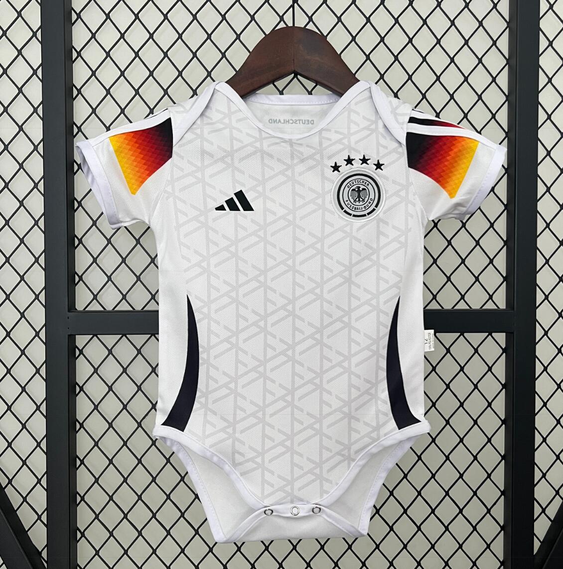 Miniconjunto Baby Primera Equipación ALEMANIA 24/25