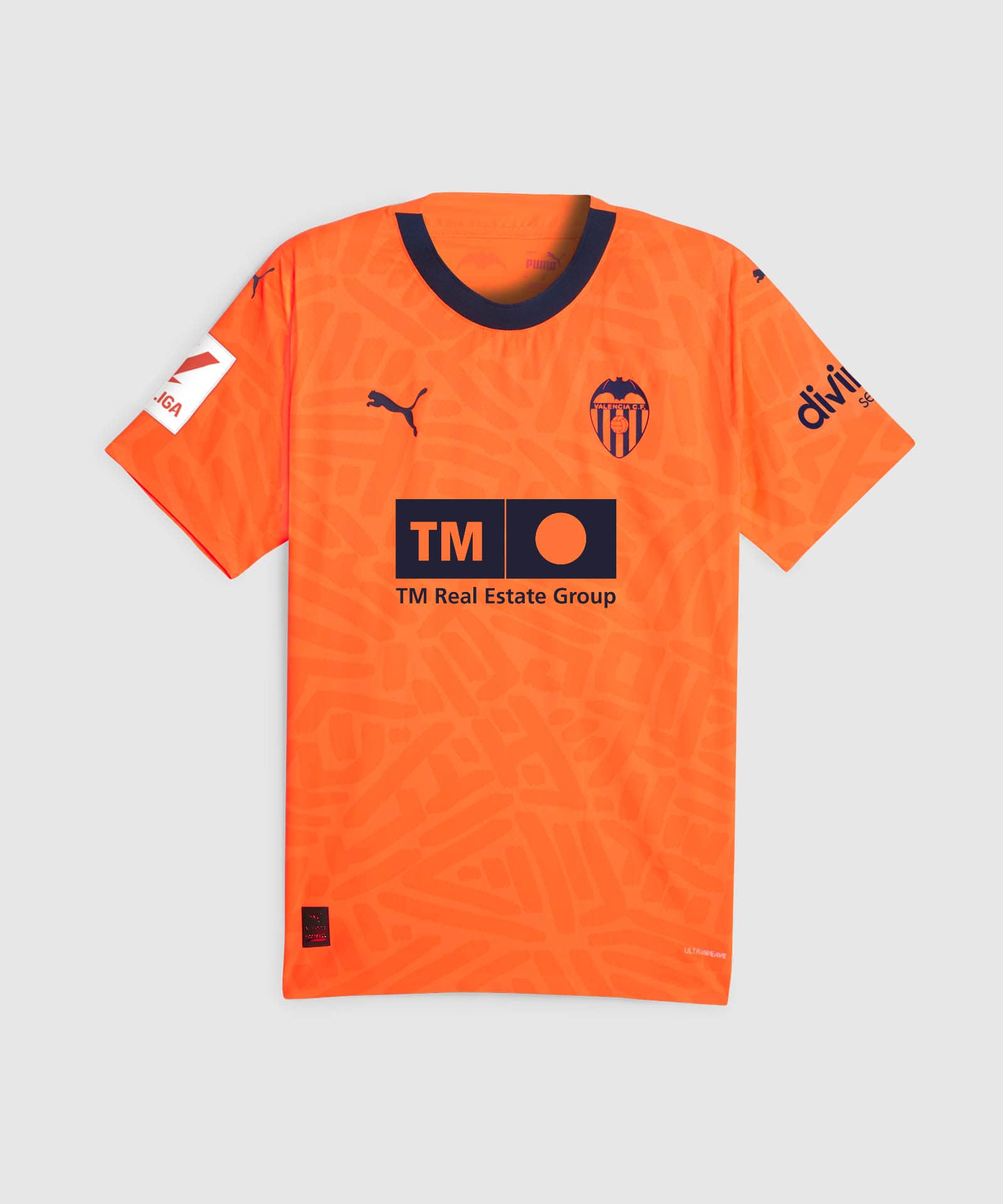 La nueva camiseta oficial del Valencia 22/23